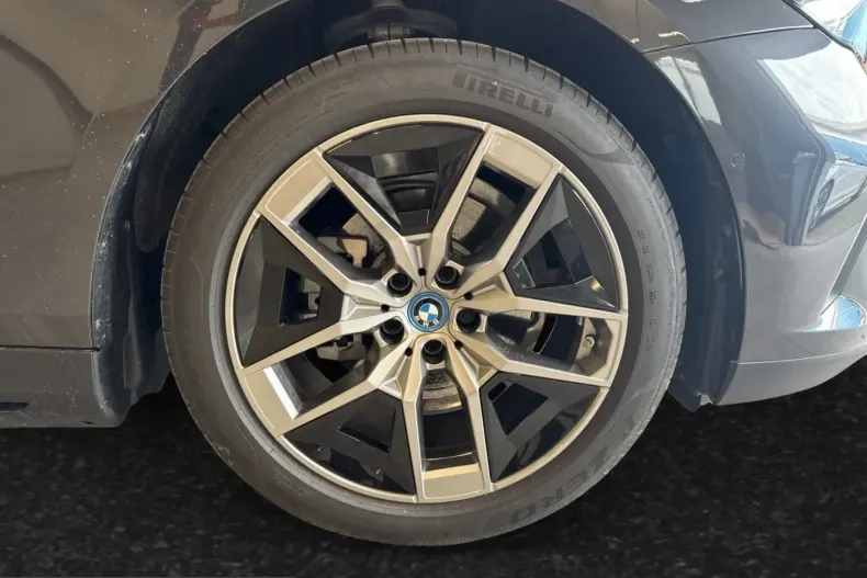 BMW 530 (Seria 5) din 2024 cu 3.560 km - oferta BMW229193 - foto 5