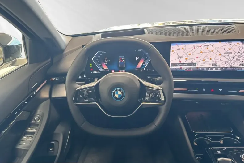 BMW 530 (Seria 5) din 2024 cu 3.560 km - oferta BMW229193 - foto 12