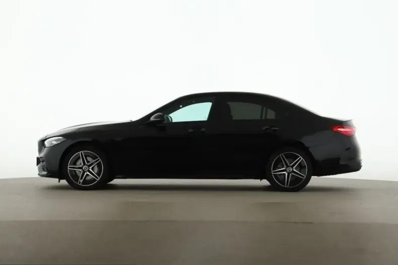 Mercedes-Benz C 300 (Clasa C) din 2023 cu 40.700 km - oferta MER229195 - foto 4