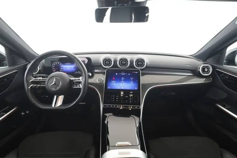 Mercedes-Benz C 300 (Clasa C) din 2023 cu 40.700 km - oferta MER229195 - foto 11