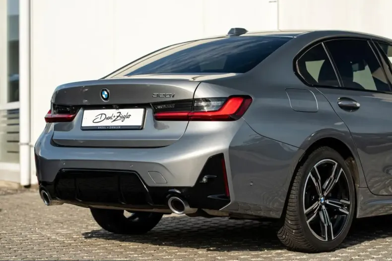 BMW 320 (Seria 3) din 2025 cu 23.890 km - oferta BMW229197 - foto 6