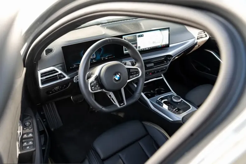 BMW 320 (Seria 3) din 2025 cu 23.890 km - oferta BMW229197 - foto 7