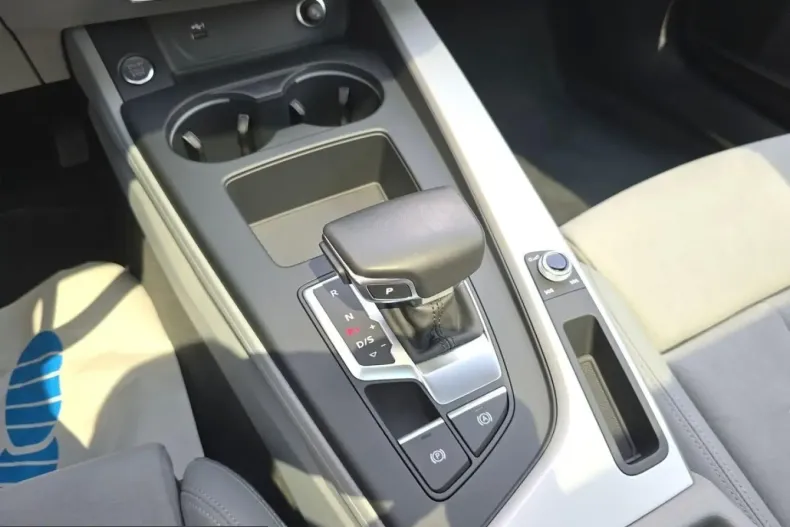 Audi A5 din 2022 cu 48.000 km - oferta AUD229208 - foto 24