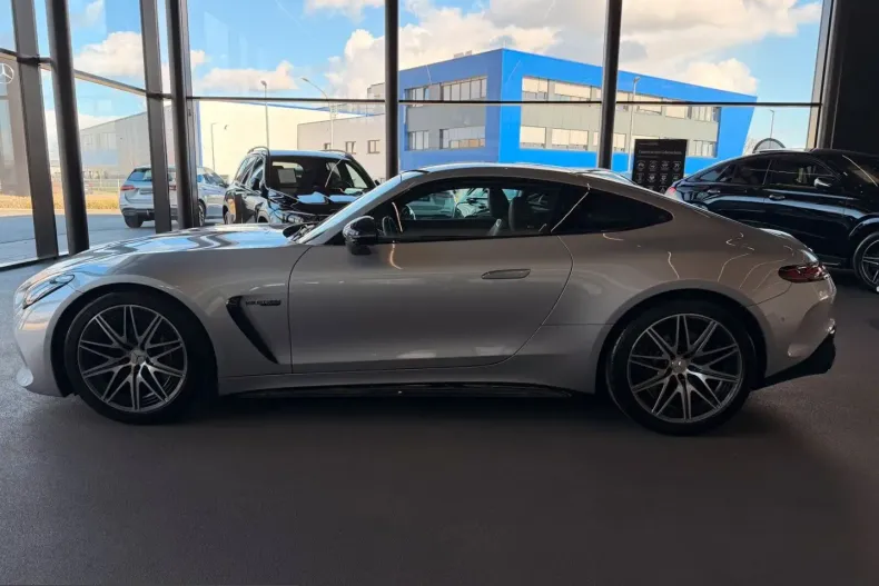 Mercedes-Benz AMG GT (Clasa GT) din 2025 cu 8.300 km - oferta MER229213 - foto 7
