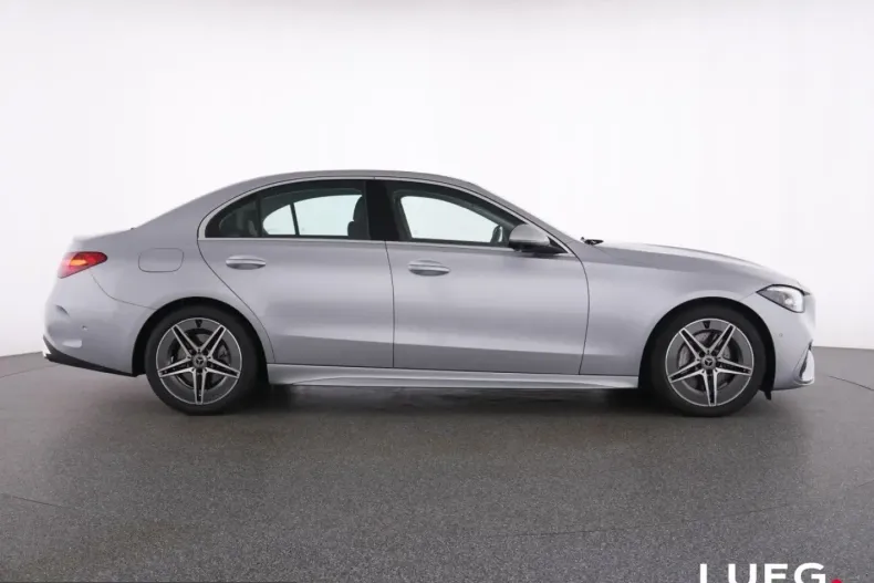Mercedes-Benz C 300 (Clasa C) din 2025 cu 10.854 km - oferta MER229222 - foto 12