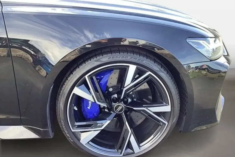 Audi RS6 din 2022 cu 70.650 km - oferta AUD229229 - foto 11
