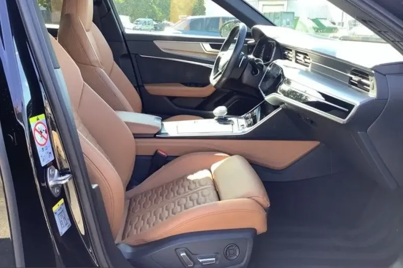 Audi RS6 din 2022 cu 70.650 km - oferta AUD229229 - foto 14