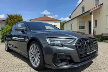 Audi A8 din 2022 - oferta AUD229233