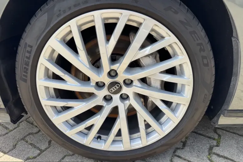 Audi A8 din 2022 cu 38.758 km - oferta AUD229233 - foto 5