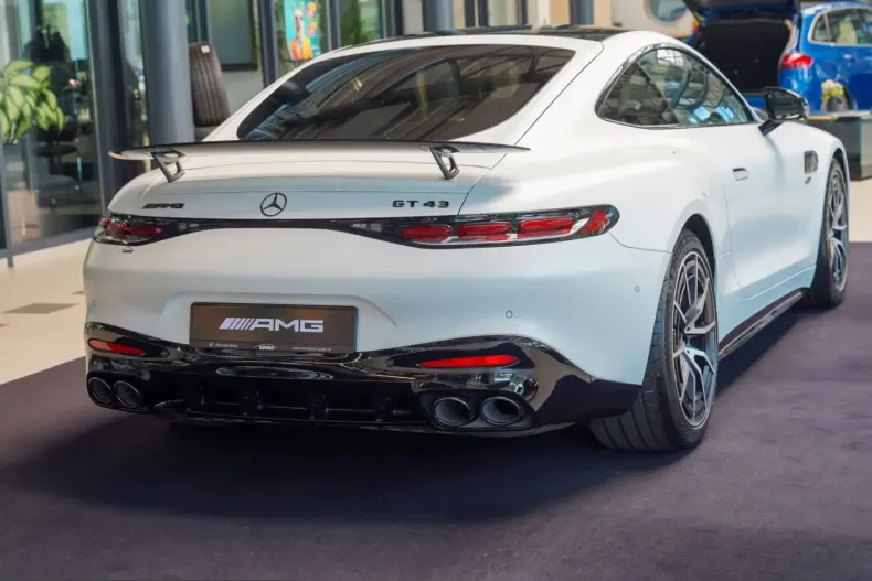 Mercedes-Benz AMG GT (Clasa GT) din 2025 cu 6.219 km - oferta MER229235 - foto 4