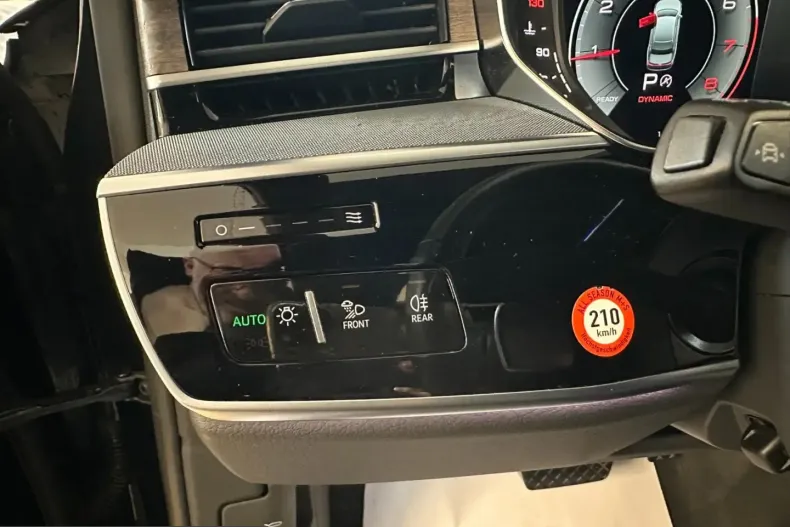 Audi A8 din 2022 cu 76.442 km - oferta AUD229237 - foto 16