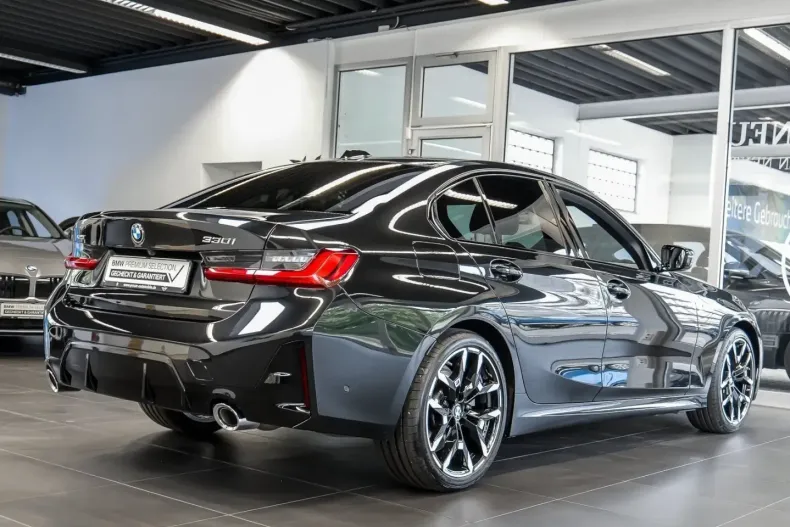 BMW 330 (Seria 3) din 2025 cu 26.900 km - oferta BMW229238 - foto 5