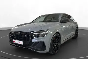 Audi Q8 din 2023 - oferta AUD229239