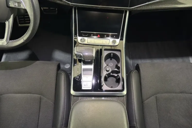 Audi Q8 din 2023 cu 109.988 km - oferta AUD229239 - foto 12