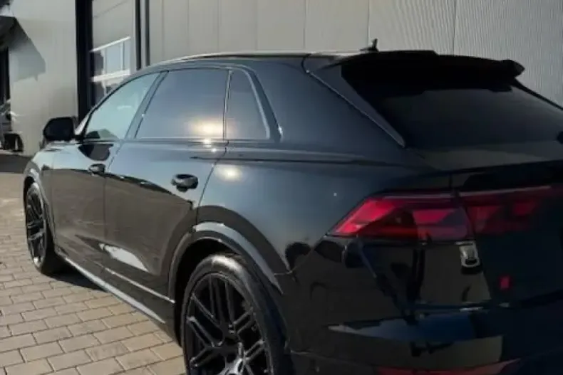Audi RSQ8 din 2025 cu 5.100 km - oferta AUD229244 - foto 2