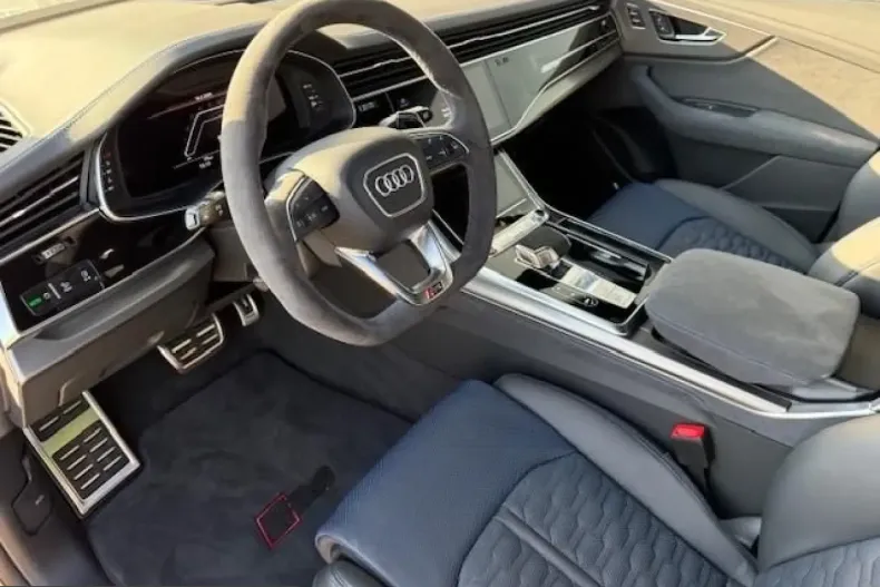 Audi RSQ8 din 2025 cu 5.100 km - oferta AUD229244 - foto 12