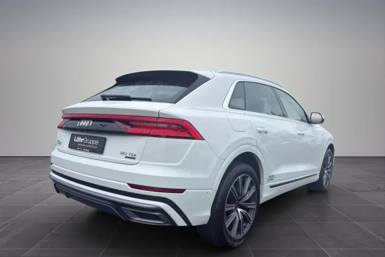 Audi Q8 din 2022 cu 104.300 km - oferta AUD229246 - foto 4