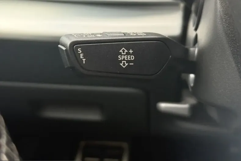 Audi Q8 din 2022 cu 104.300 km - oferta AUD229246 - foto 13