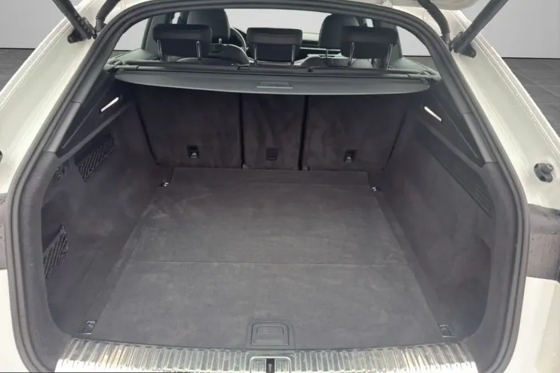 Audi Q8 din 2022 cu 104.300 km - oferta AUD229246 - foto 18