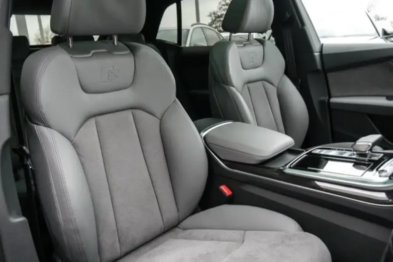 Audi Q8 din 2021 cu 71.837 km - oferta AUD229259 - foto 6