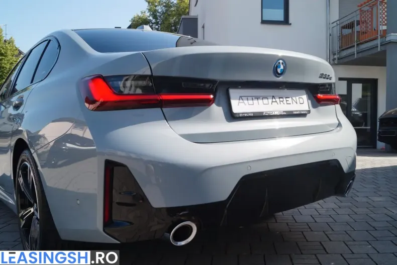 BMW 330 (Seria 3) din 2025 cu 14.637 km - oferta BMW229265 - foto 13