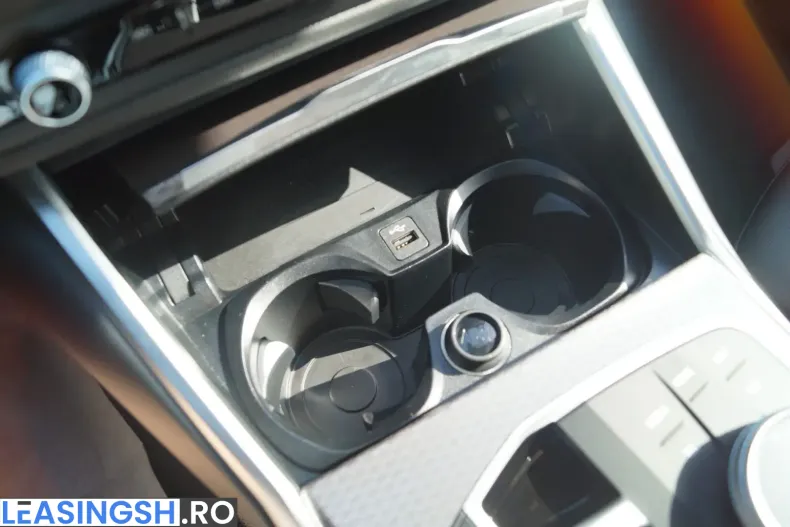 BMW 330 (Seria 3) din 2025 cu 14.637 km - oferta BMW229265 - foto 45