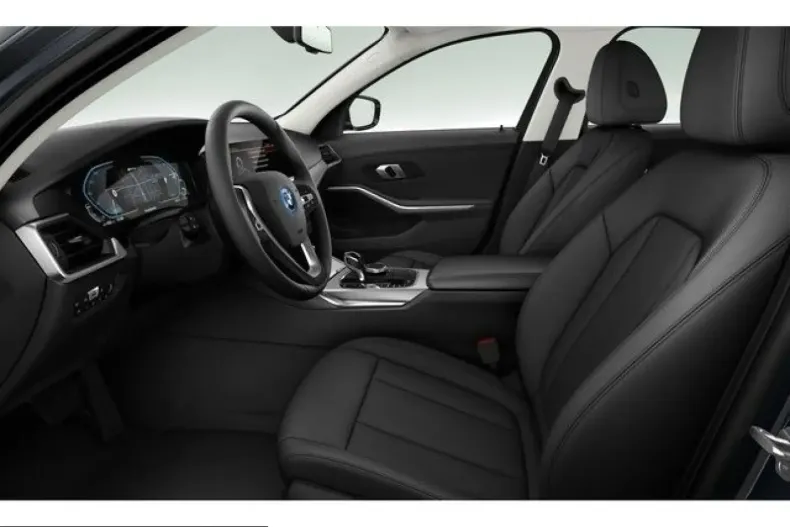 BMW 320 (Seria 3) din 2022 cu 82.282 km - oferta BMW229266 - foto 3