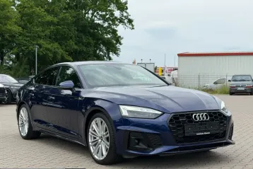Audi A5 din 2022 - oferta AUD229270