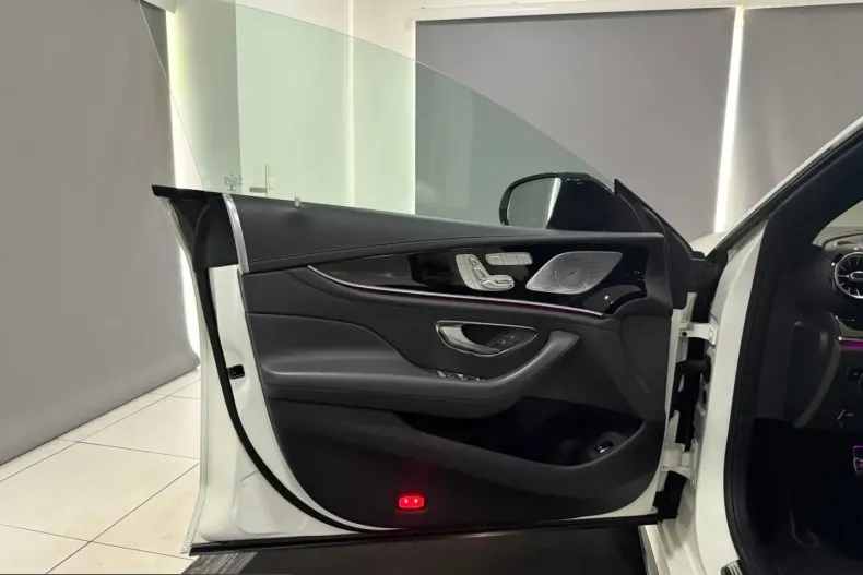 Mercedes-Benz AMG GT (Clasa GT) din 2022 cu 42.948 km - oferta MER229276 - foto 14