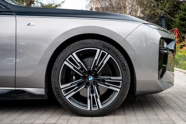 BMW i7 (Seria 7) din 2023 cu 95.000 km - oferta BMW229280 - foto 8