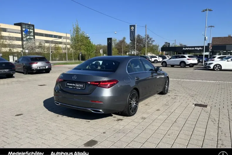 Mercedes-Benz C 200 (Clasa C) din 2024 cu 7.400 km - oferta MER229281 - foto 5