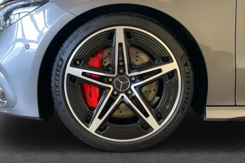 Mercedes-Benz CLA 45 AMG (Clasa CLA) din 2025 cu 3.282 km - oferta MER229283 - foto 7