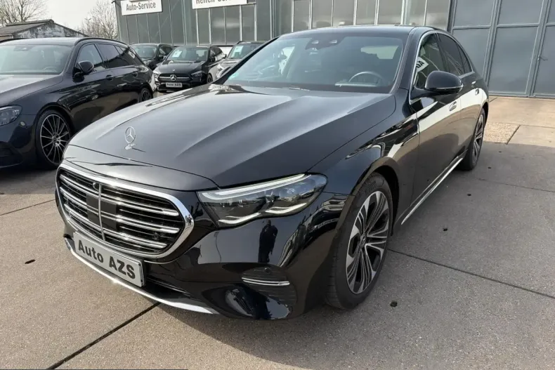 Mercedes-Benz E 220 (Clasa E) din 2024 cu 18.000 km - oferta MER229288 - foto 3