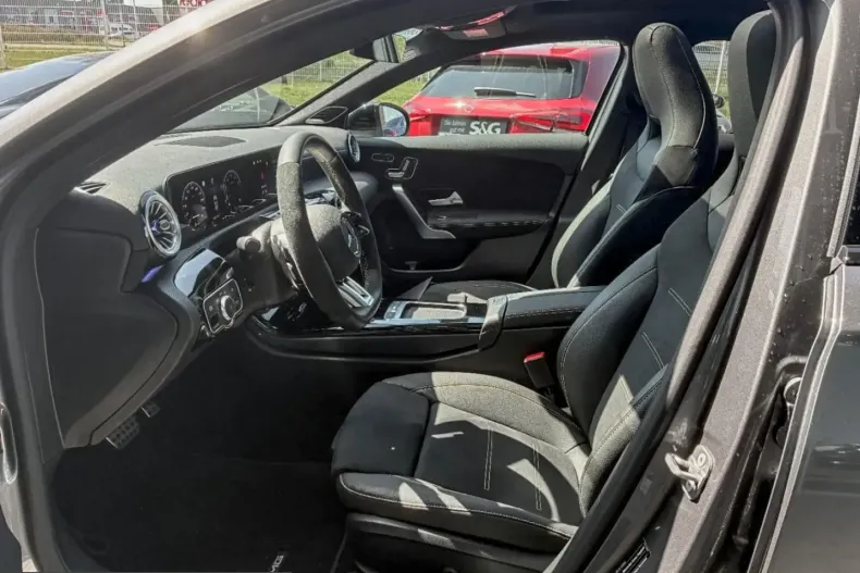 Mercedes-Benz A 45 AMG (Clasa A) din 2025 cu 2.010 km - oferta MER229289 - foto 7