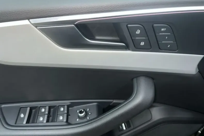 Audi A5 din 2022 cu 69.959 km - oferta AUD229292 - foto 17