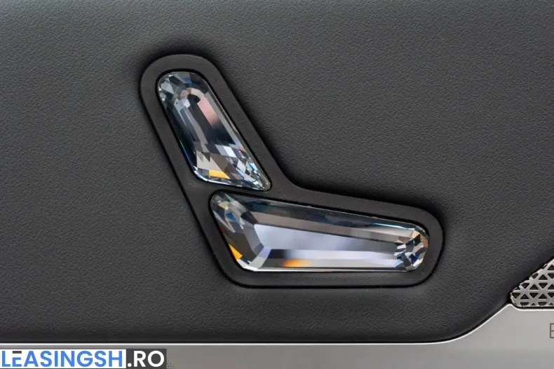 BMW M760 (Seria 7) din 2025 cu 18.100 km - oferta BMW229293 - foto 23