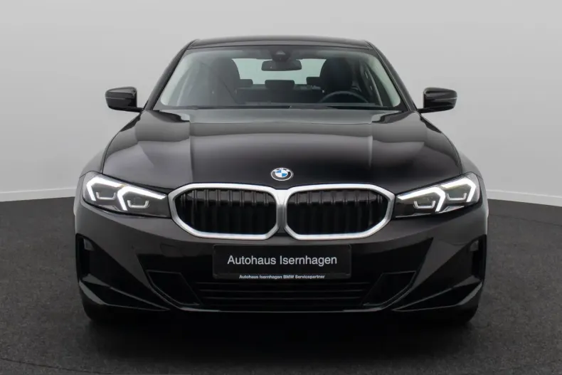 BMW 318 din 2024 cu 51.793 km - oferta BMW229295 - foto 2