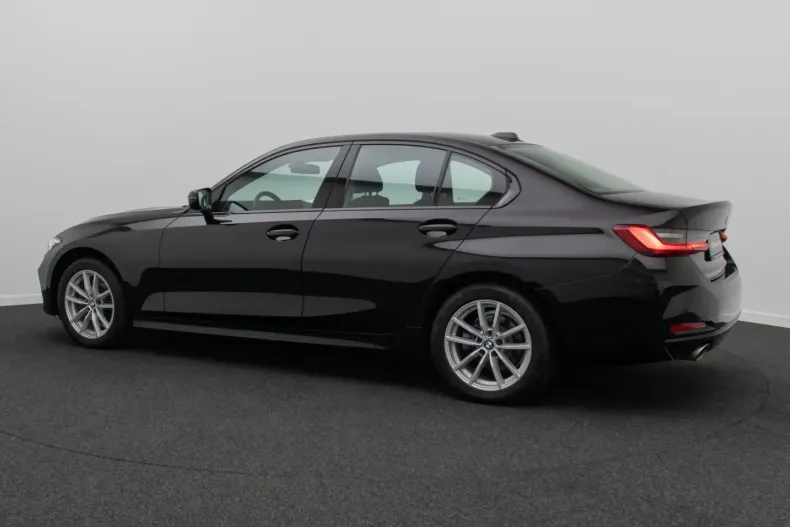BMW 318 din 2024 cu 51.793 km - oferta BMW229295 - foto 10