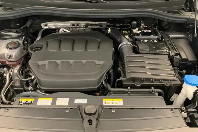 Volkswagen Tiguan din 2025 cu 16.800 km - oferta VOL229299 - foto 15