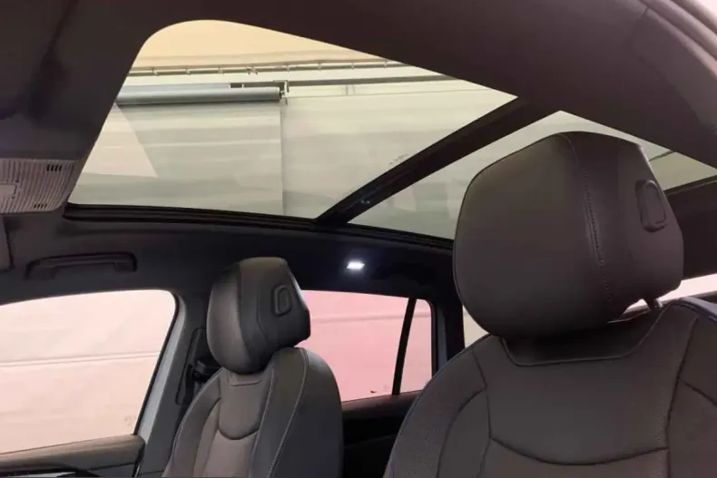 Volkswagen Tiguan din 2025 cu 16.800 km - oferta VOL229299 - foto 16