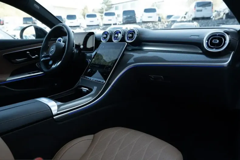 Mercedes-Benz CLE 53 AMG (Clasa CLE) din 2025 cu 4.942 km - oferta MER229303 - foto 2
