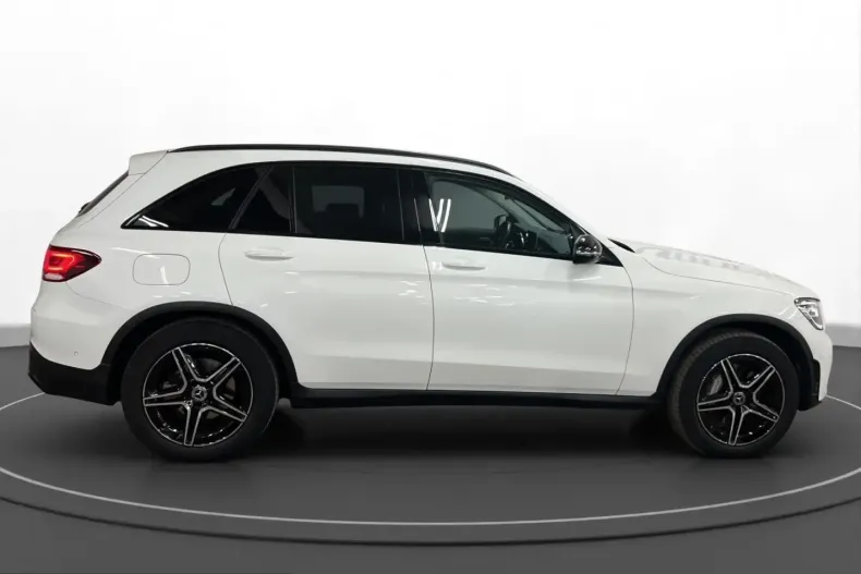 Mercedes-Benz GLC 300 (Clasa GLC) din 2023 cu 26.700 km - oferta MER229309 - foto 5