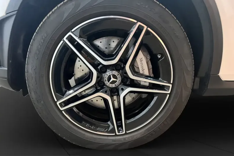 Mercedes-Benz GLC 300 (Clasa GLC) din 2023 cu 26.700 km - oferta MER229309 - foto 11