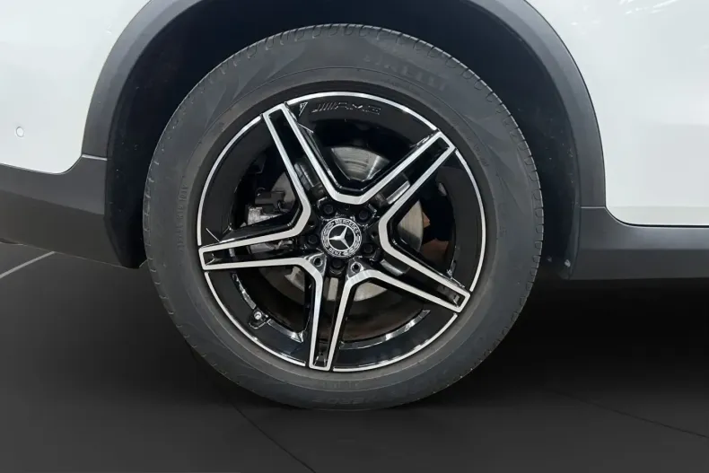 Mercedes-Benz GLC 300 (Clasa GLC) din 2023 cu 26.700 km - oferta MER229309 - foto 14