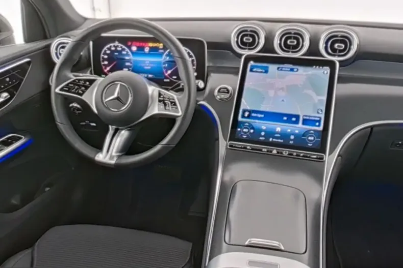Mercedes-Benz GLC 200 (Clasa GLC) din 2025 cu 16.200 km - oferta MER229311 - foto 7