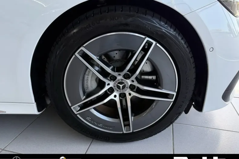 Mercedes-Benz E 220 (Clasa E) din 2024 cu 22.000 km - oferta MER229329 - foto 17