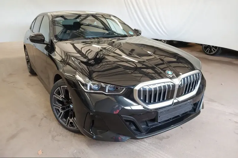 BMW 520 (Seria 5) din 2025 cu 24.958 km - oferta BMW229333 - foto 3