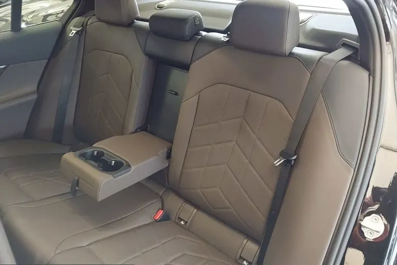 BMW 520 (Seria 5) din 2025 cu 24.958 km - oferta BMW229333 - foto 5