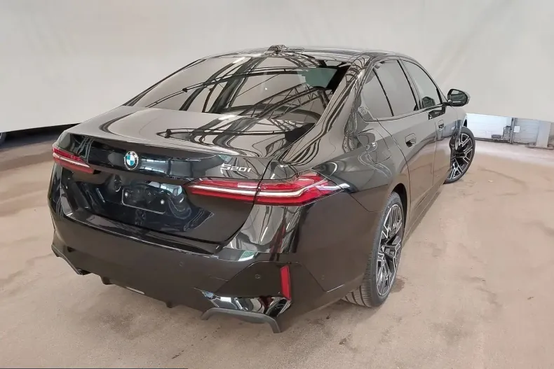 BMW 520 (Seria 5) din 2025 cu 24.958 km - oferta BMW229333 - foto 8