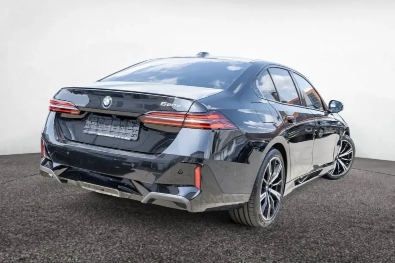 BMW 520 (Seria 5) din 2025 cu 21.407 km - oferta BMW229334 - foto 3